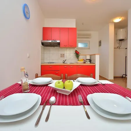 Apartamento Sara *