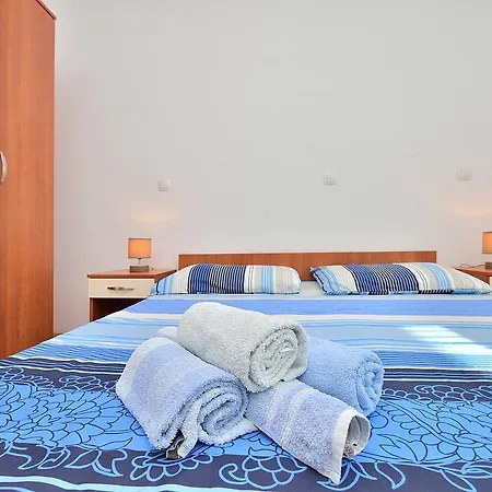 Sara Apartamento Petrčane