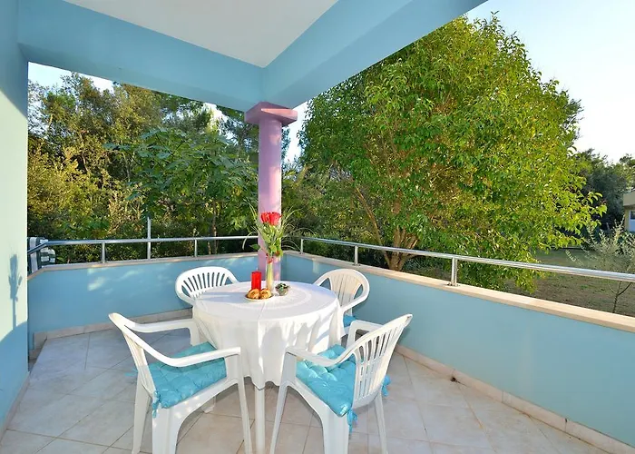 Sara 아파트 돈제페트레케인