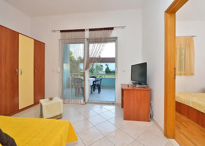 Sara 아파트 돈제페트레케인